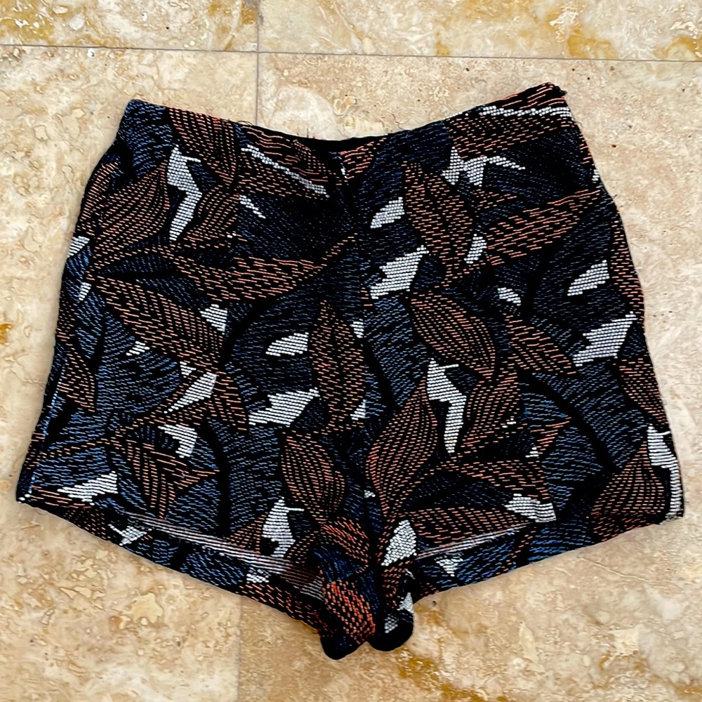 Zara High waits short